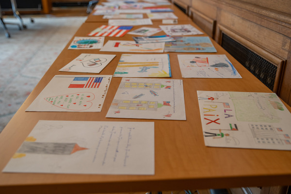 dessin-ambassade-us-4