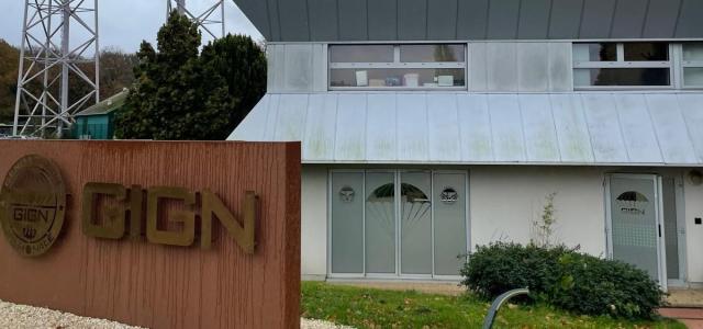Extérieur du musée du GIGN (Versailles-Satory)
