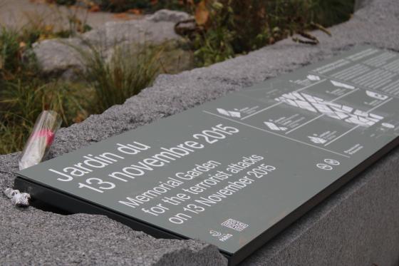 Plaque du Jardin du 13 novembre