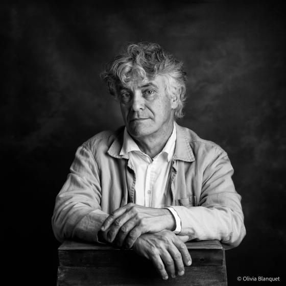 Portrait noir et blanc de Jean-Marie Fondacaro