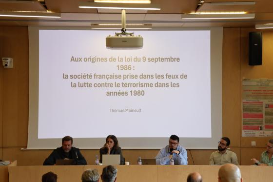 Vue du 1er panel du colloque consacré au quarantième anniversaire de la loi du 9 septembre 1986 relative à la lutte contre le terrorisme
