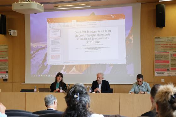Vue du panel "Perspectives étrangères" lors du colloque consacré au quarantième anniversaire de la loi du 9 septembre 1986 relative à la lutte contre le terrorisme