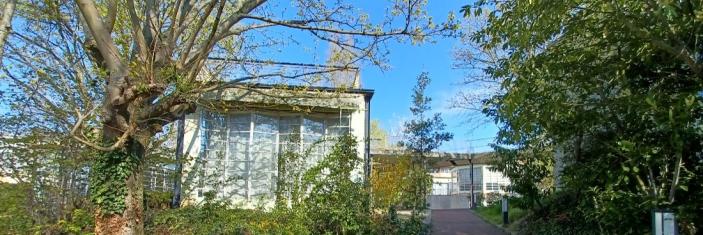 Vue extérieure de l'Ecole de plein air de Suresnes
